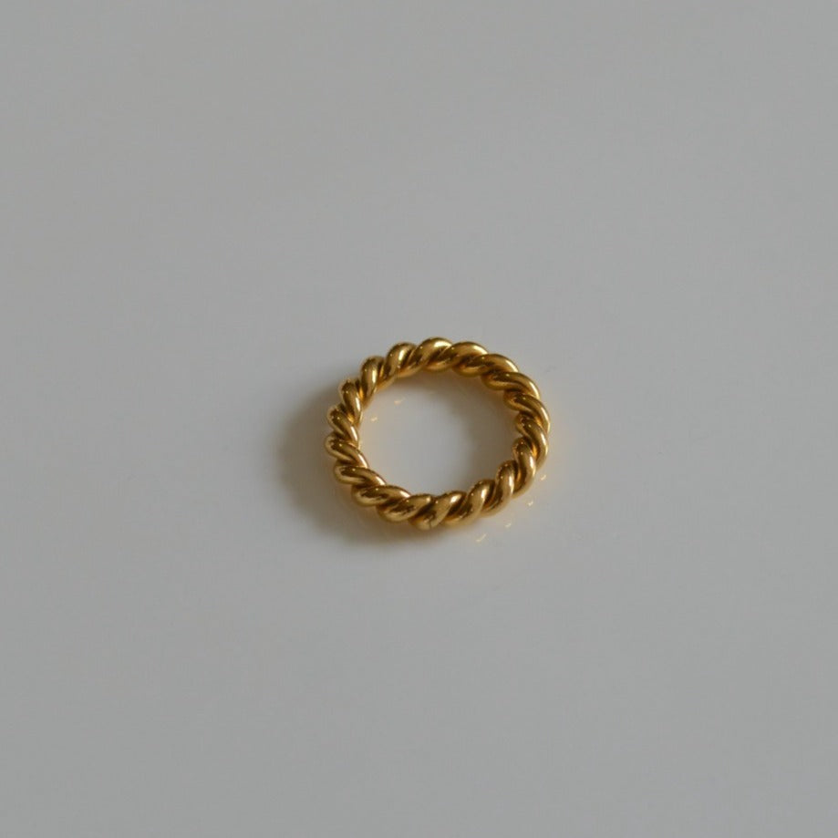Erato Ring