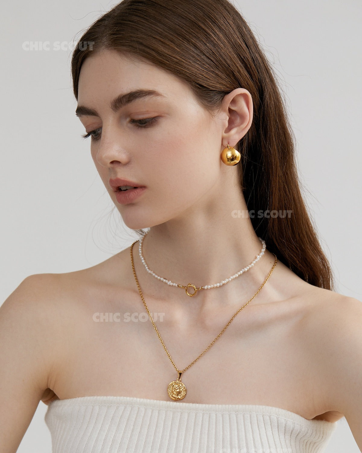 Gold-coin-N080-necklace