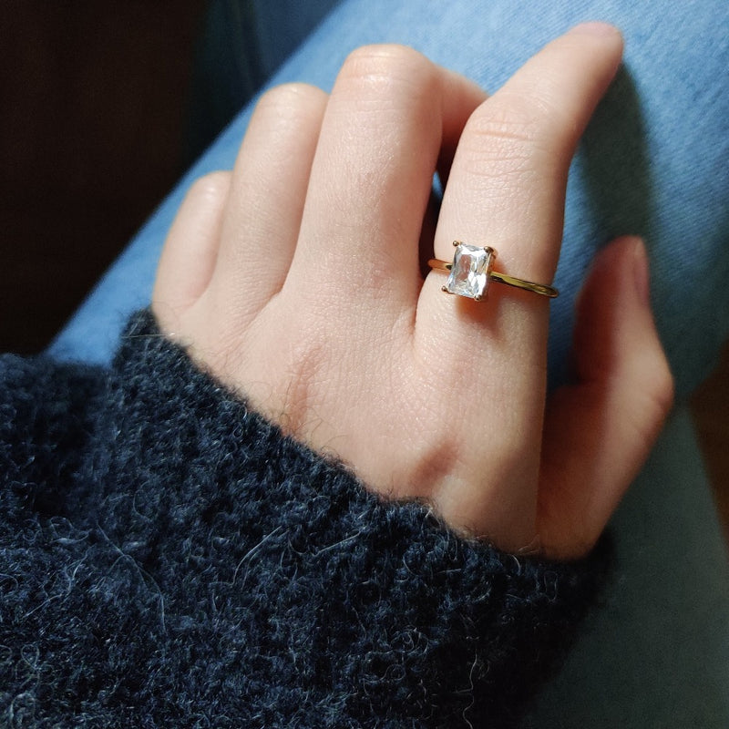 CS-R032 Ourea Ring