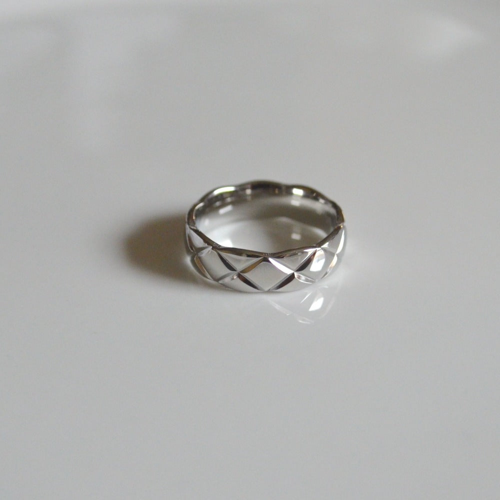 Hecate-S Silver Ring